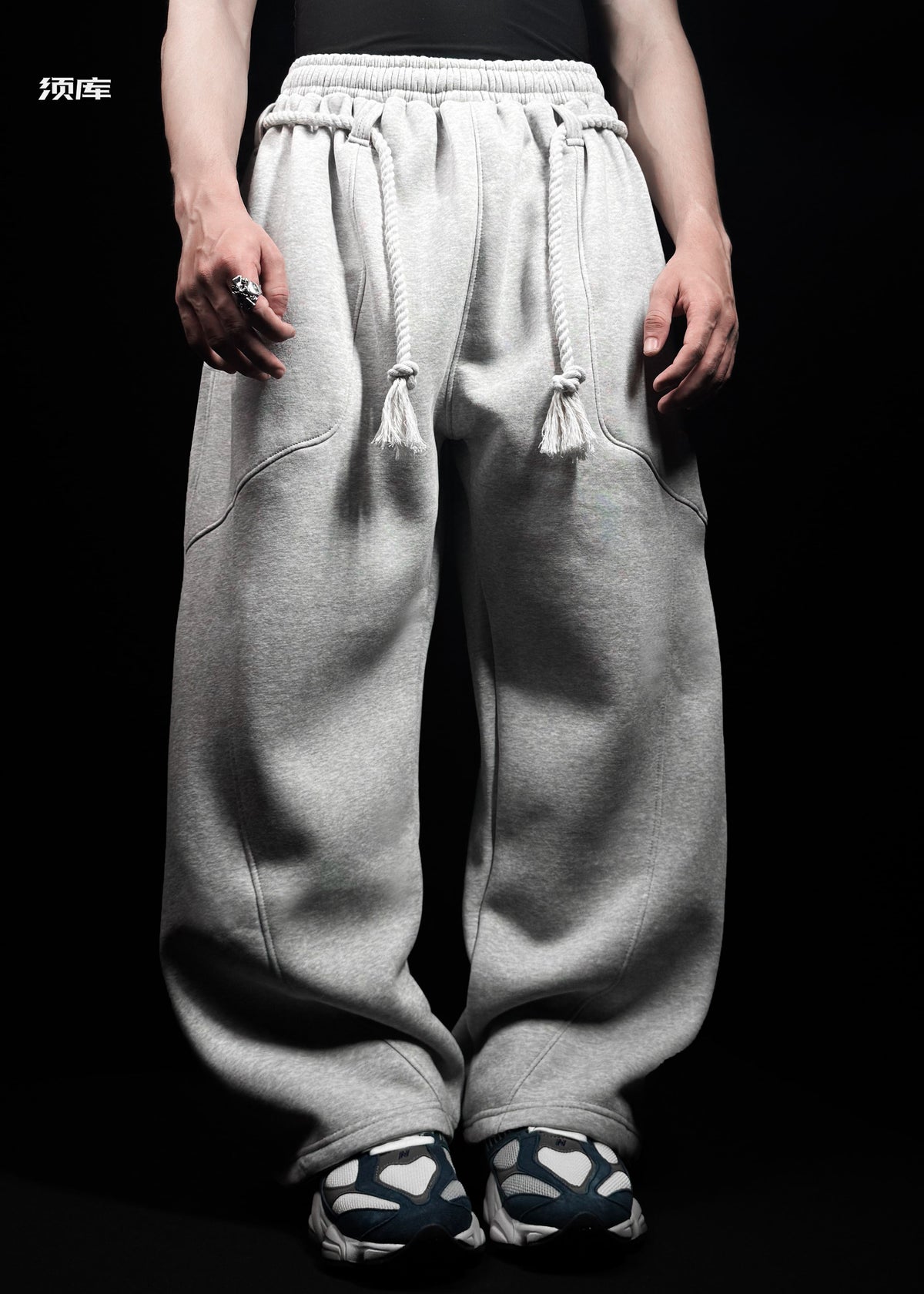 GYM SUIT / COMPRESSION & SWEATPANT