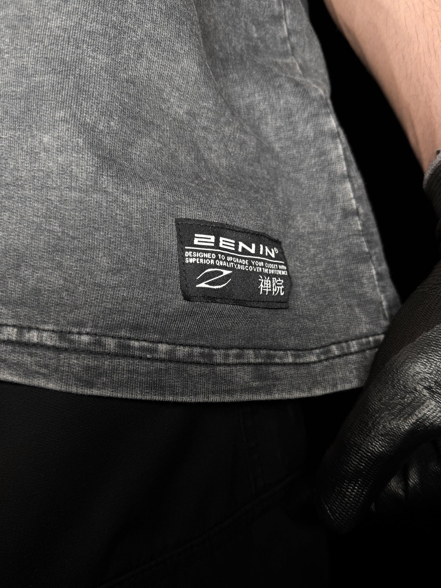 ZENITSU / DEMON SLAYER / ACID WASHED OVERSIZED T-SHIRT