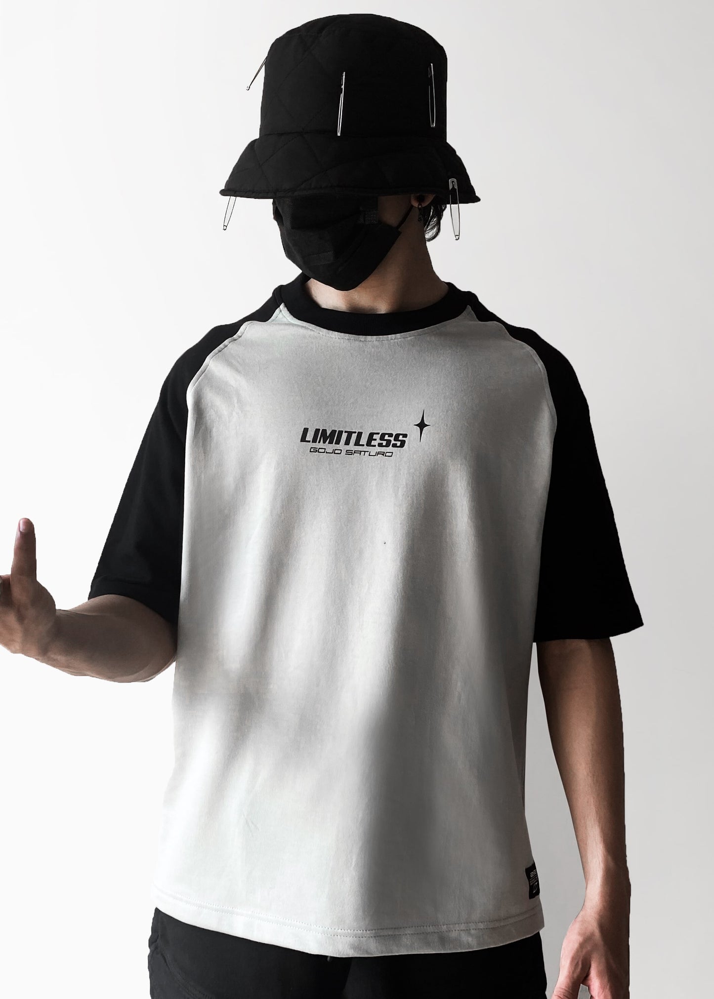 GOJO LIMITLESS / OVERSIZED T-SHIRT