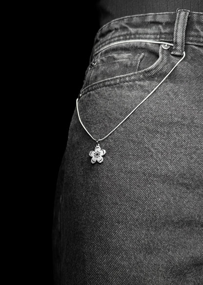SAKURA / PENDANT WITH CHAIN