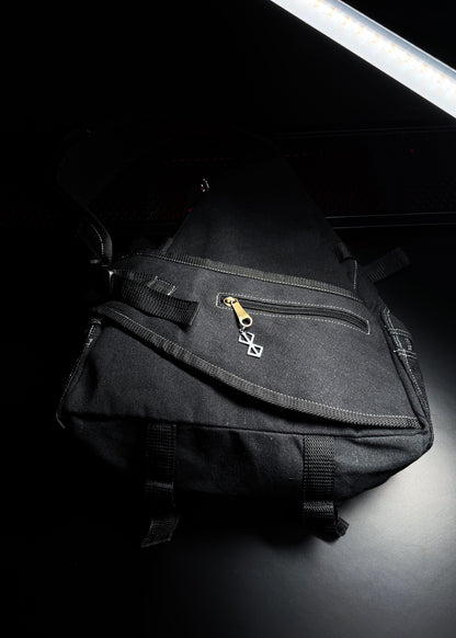 BERSERK DENIM / CROSSBODY BACKPACK