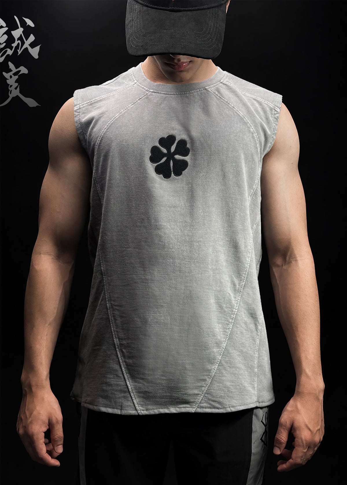 ASTA / VEST / BLACK CLOVER