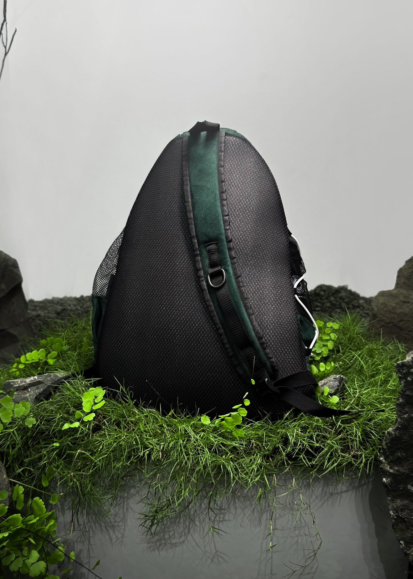AOT SUEDE / CROSSBODY BACKPACK