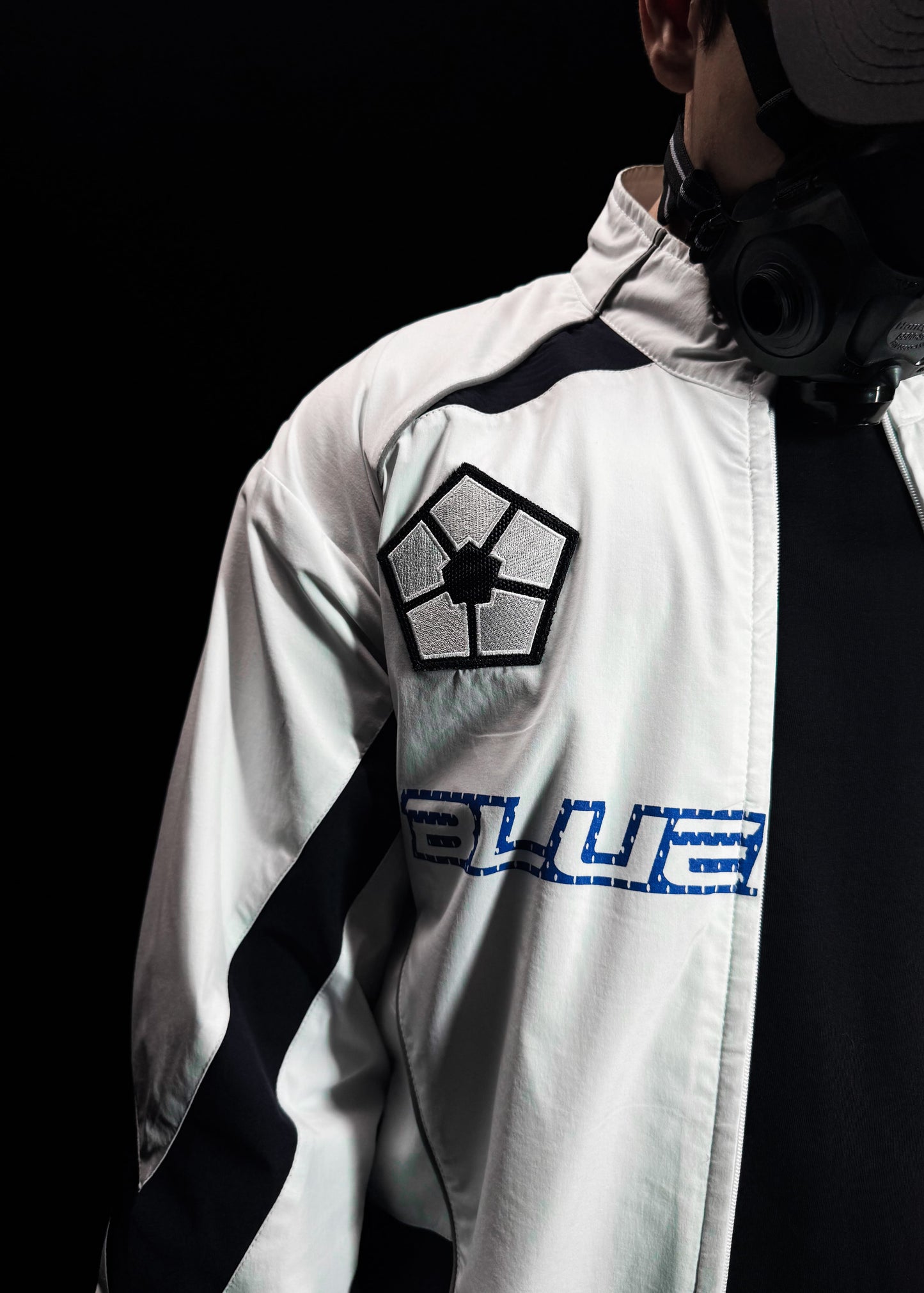 WHITE BLUELOCK / PARACHUTE JACKET