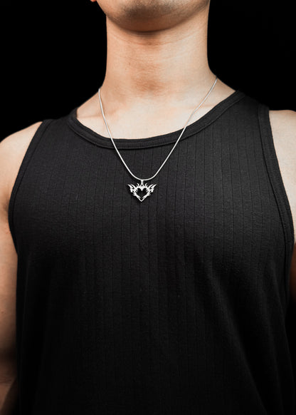 HEART GOTH / PENDANT WITH CHAIN