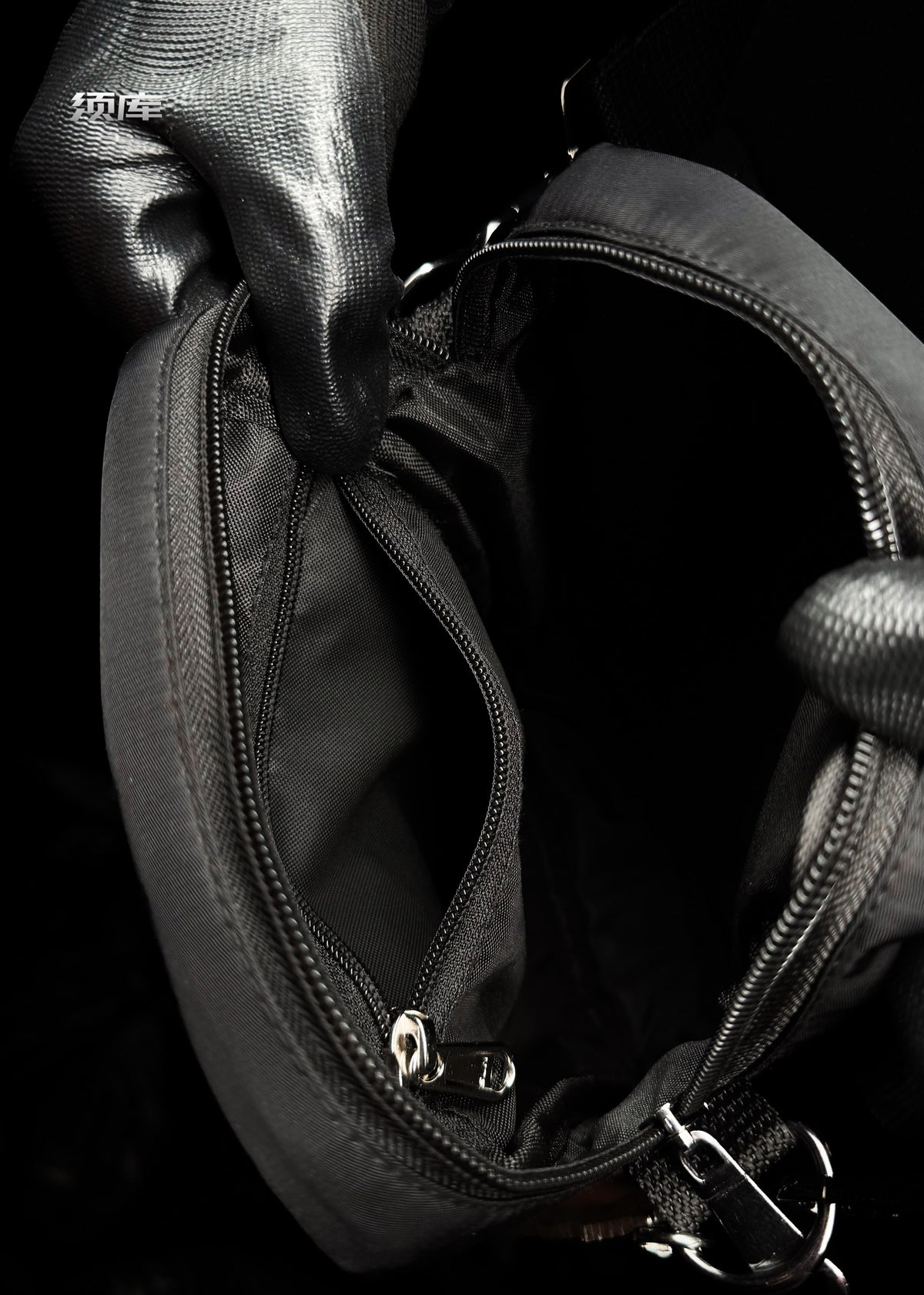 CURSE KING / SLING BAG