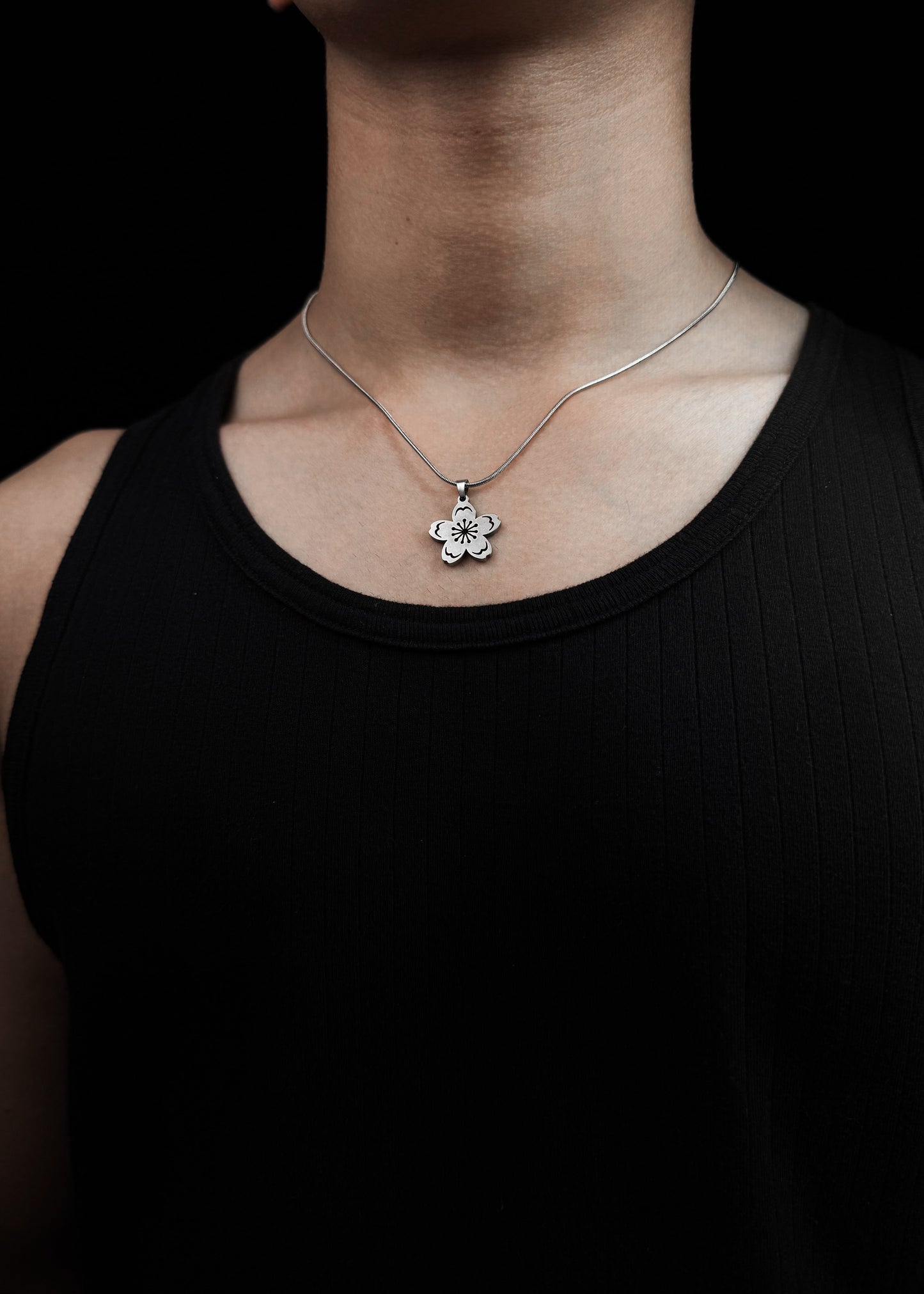 SAKURA / PENDANT WITH CHAIN