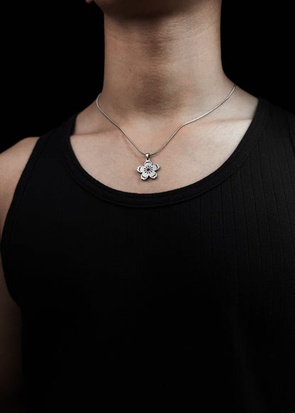 SAKURA / PENDANT WITH CHAIN